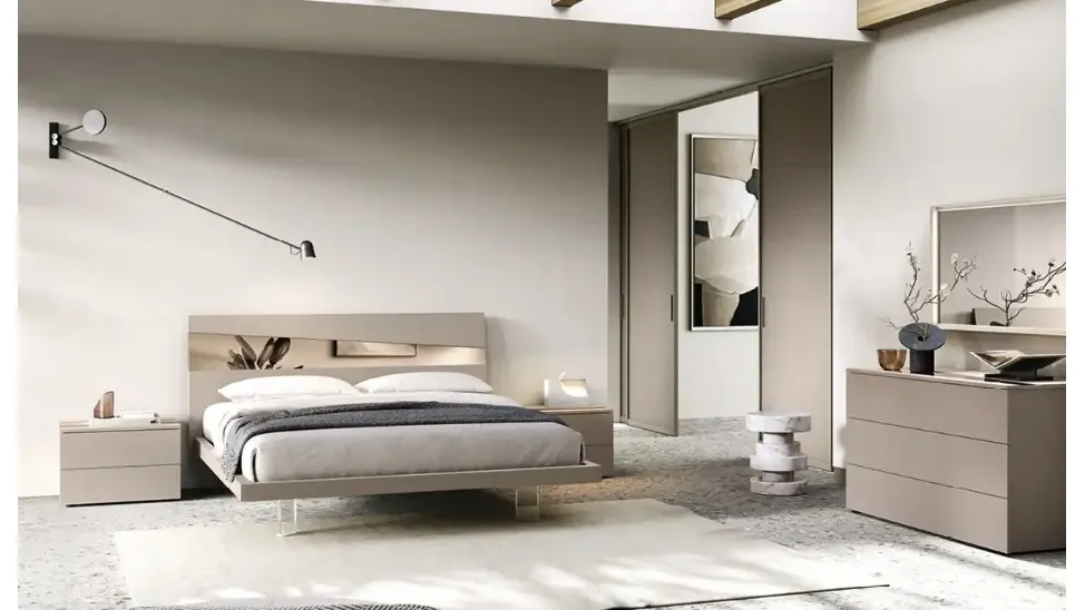 Letto Icaro I14 in laccato opaco con inserto in alluminio di Moretti Compact Giorno Notte